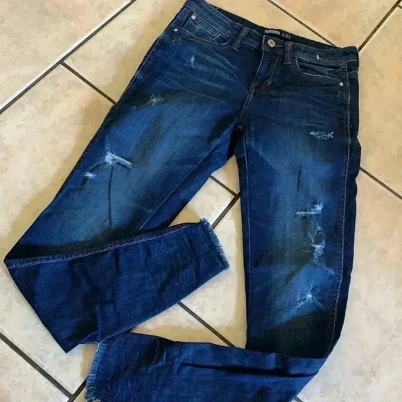 Zara - Picture 1 of 4